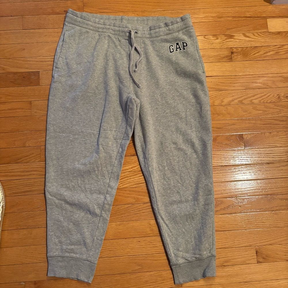 GAP MENS LOGO JOGGER SWEATPANTS SIZE XL